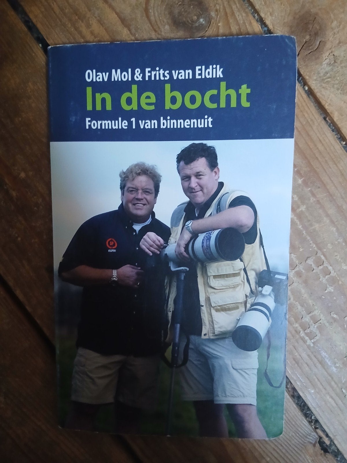 In de bocht: Formule 1 van binnenuit - Olav Mol, Boeken, Ophalen of Verzenden, Gelezen, Olav Mol & Frits van Eldik, Overige sporten