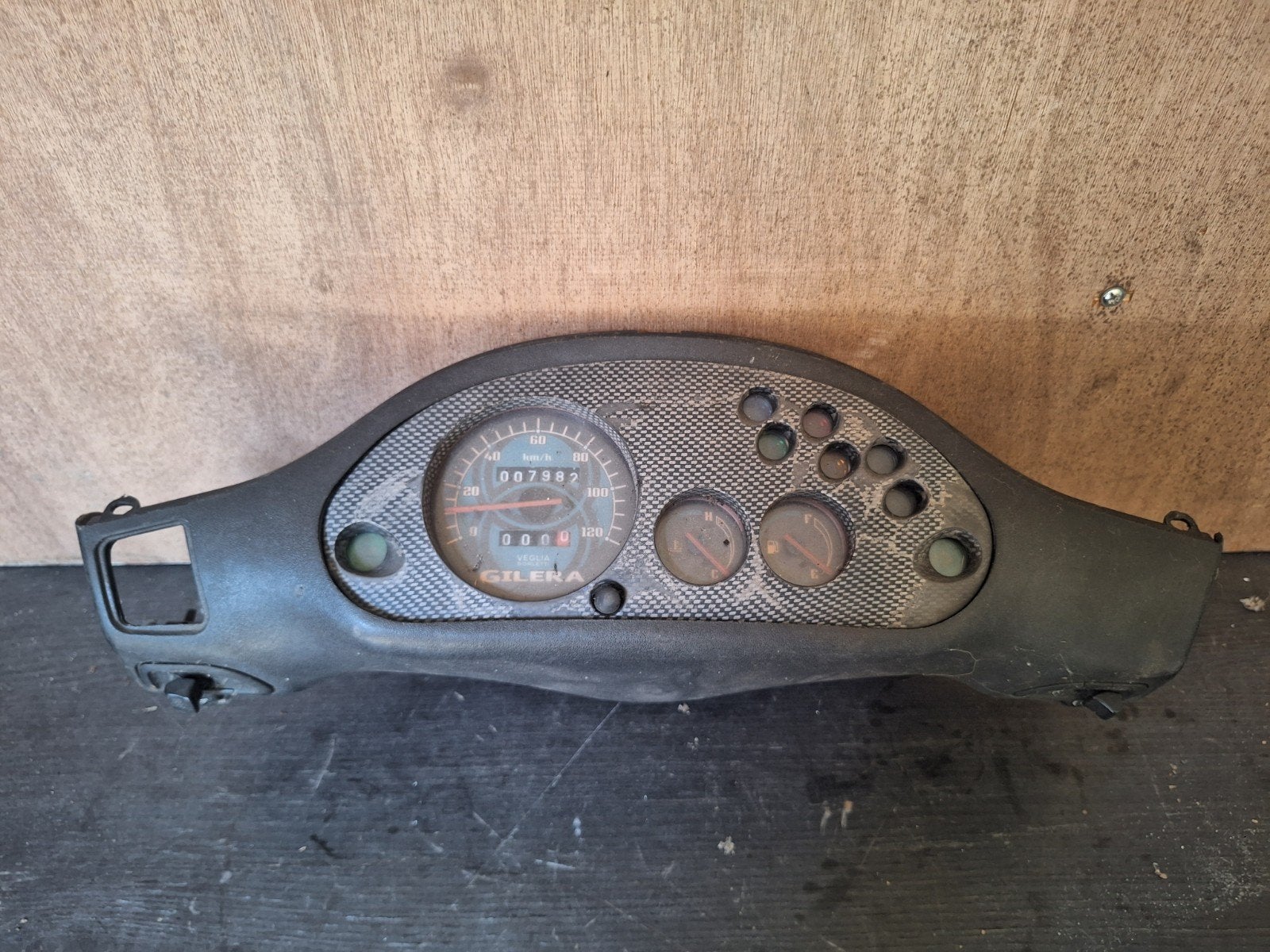gilera runner km teller 120 km/u, Ophalen, Kap