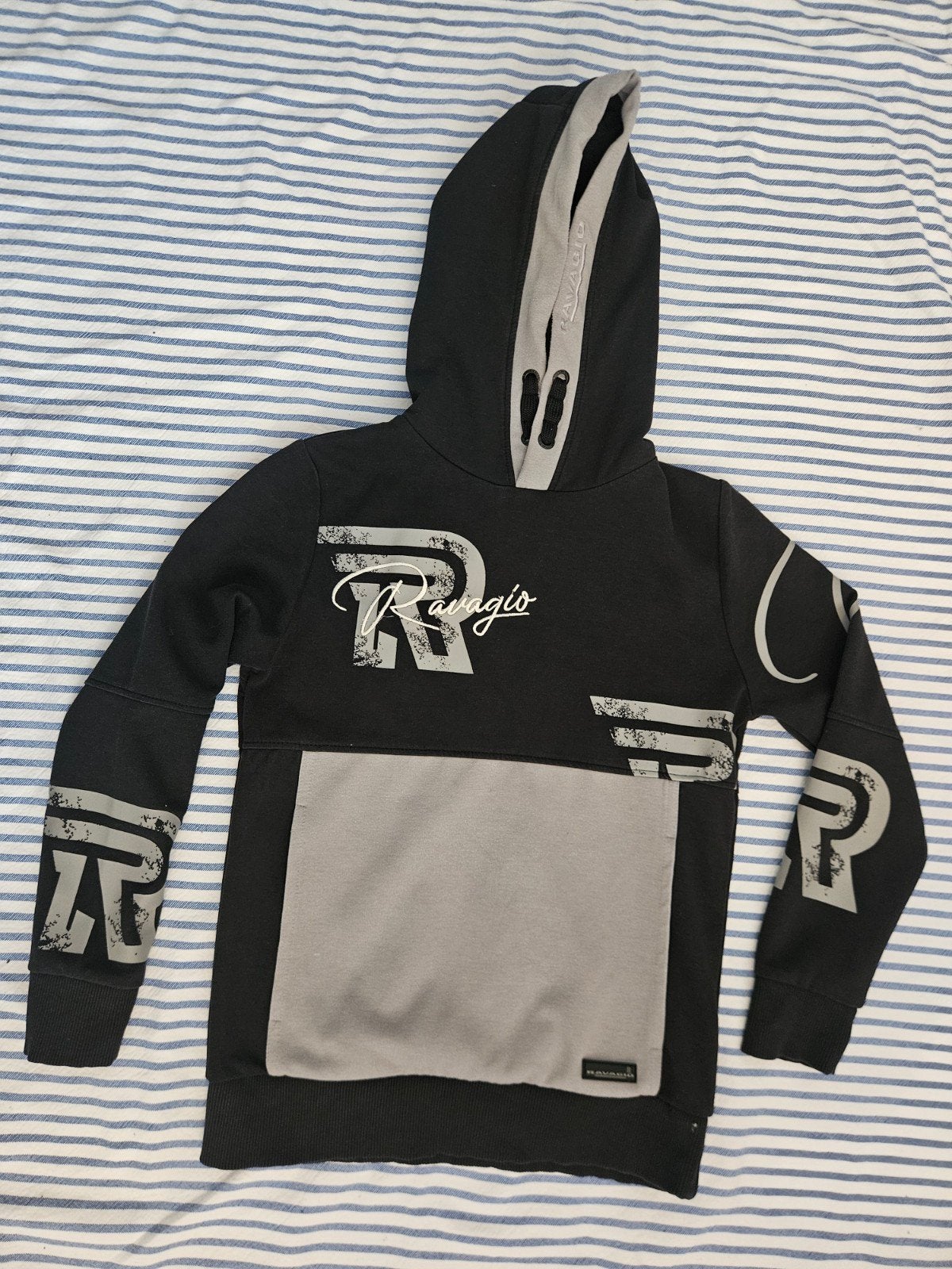 Ravagio hoodie maat 158, Kinderen en Baby's, Trui of Vest, Ophalen of Verzenden, Zo goed als nieuw, Jongen