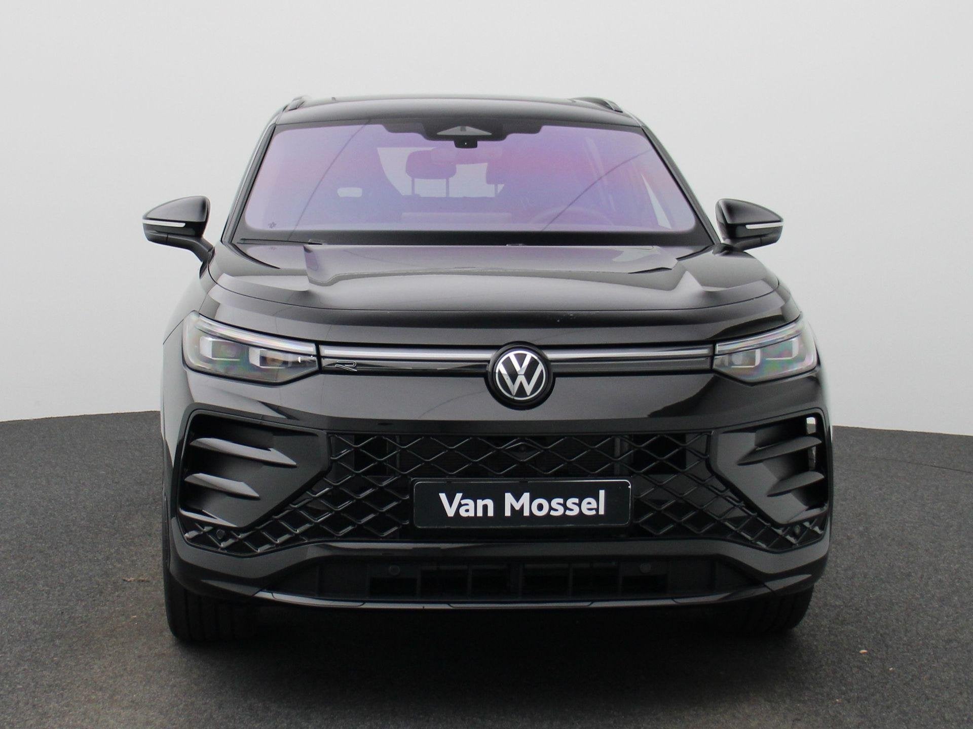 Volkswagen Tayron 1.5 eTSI R-Line Edition, Auto's, Euro 6, 4 cilinders, Zwart, Nieuw