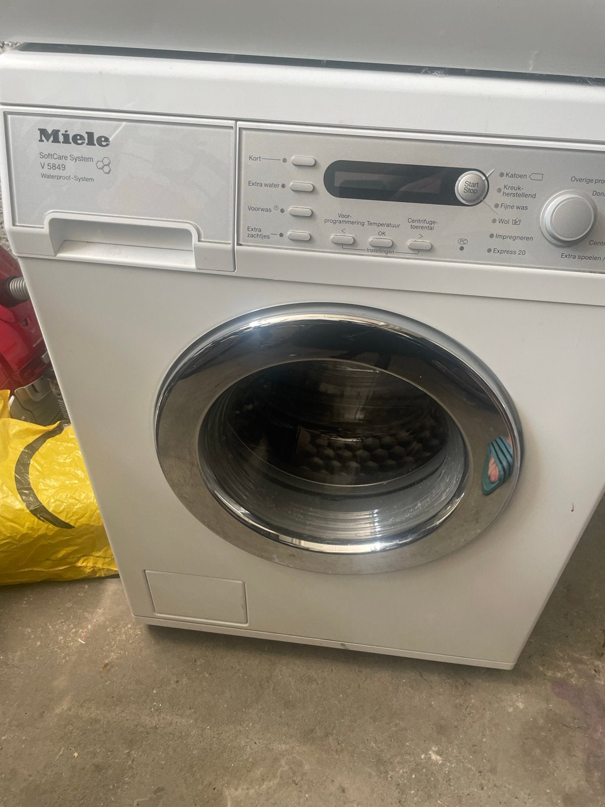 Miele V 5849 WPS SoftCare System Wasmachine, Witgoed en Apparatuur, Wasmachines, Ophalen, Gebruikt, Voorlader, Wolwasprogramma
