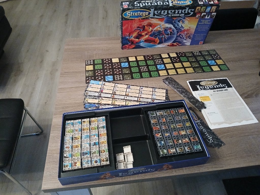 Stratego Legends, Hobby en Vrije tijd, Gezelschapsspellen | Bordspellen, Een of twee spelers, Ophalen of Verzenden, Nieuw, Jumbo