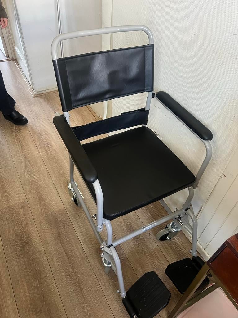 Rolstoel / Toilletstoel scootplaza, Diversen, Rolstoelen, Ophalen, Duwrolstoel