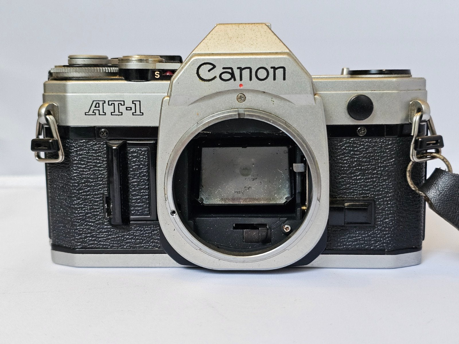 Canon AT-1 voor onderdelen, Ophalen of Verzenden, Spiegelreflex, Canon