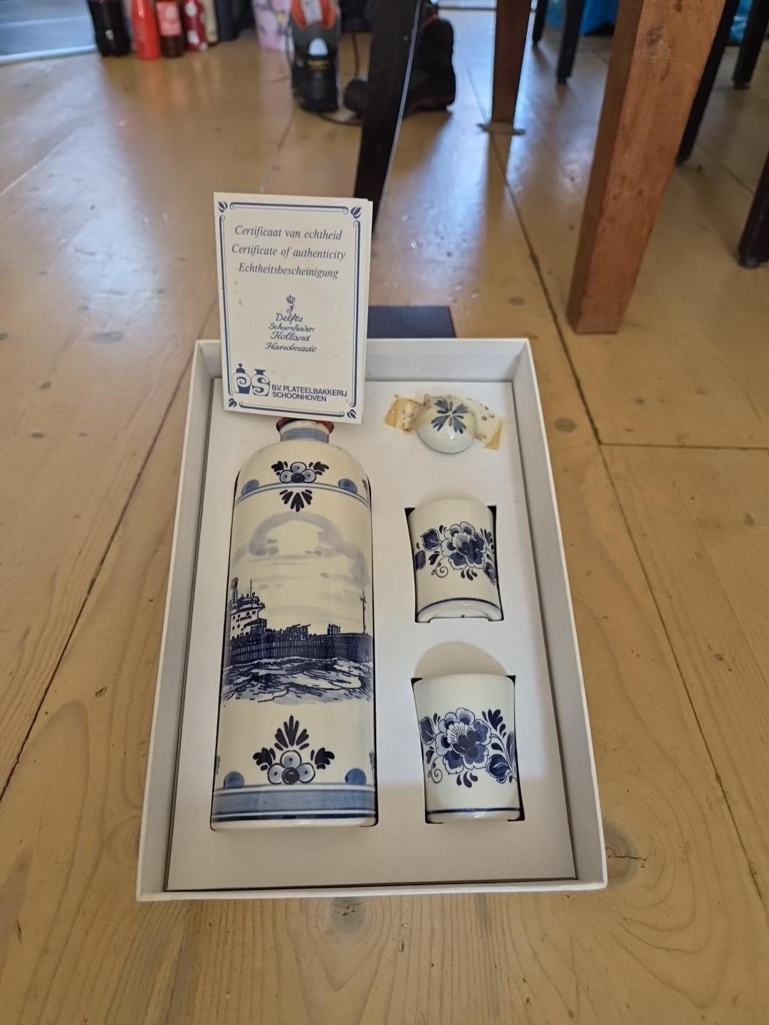 Gebroeders Broere jeneverfles met 2 bekertjes – Delfts blauw, Verzamelen, Ophalen of Verzenden, Nieuw, Overige typen