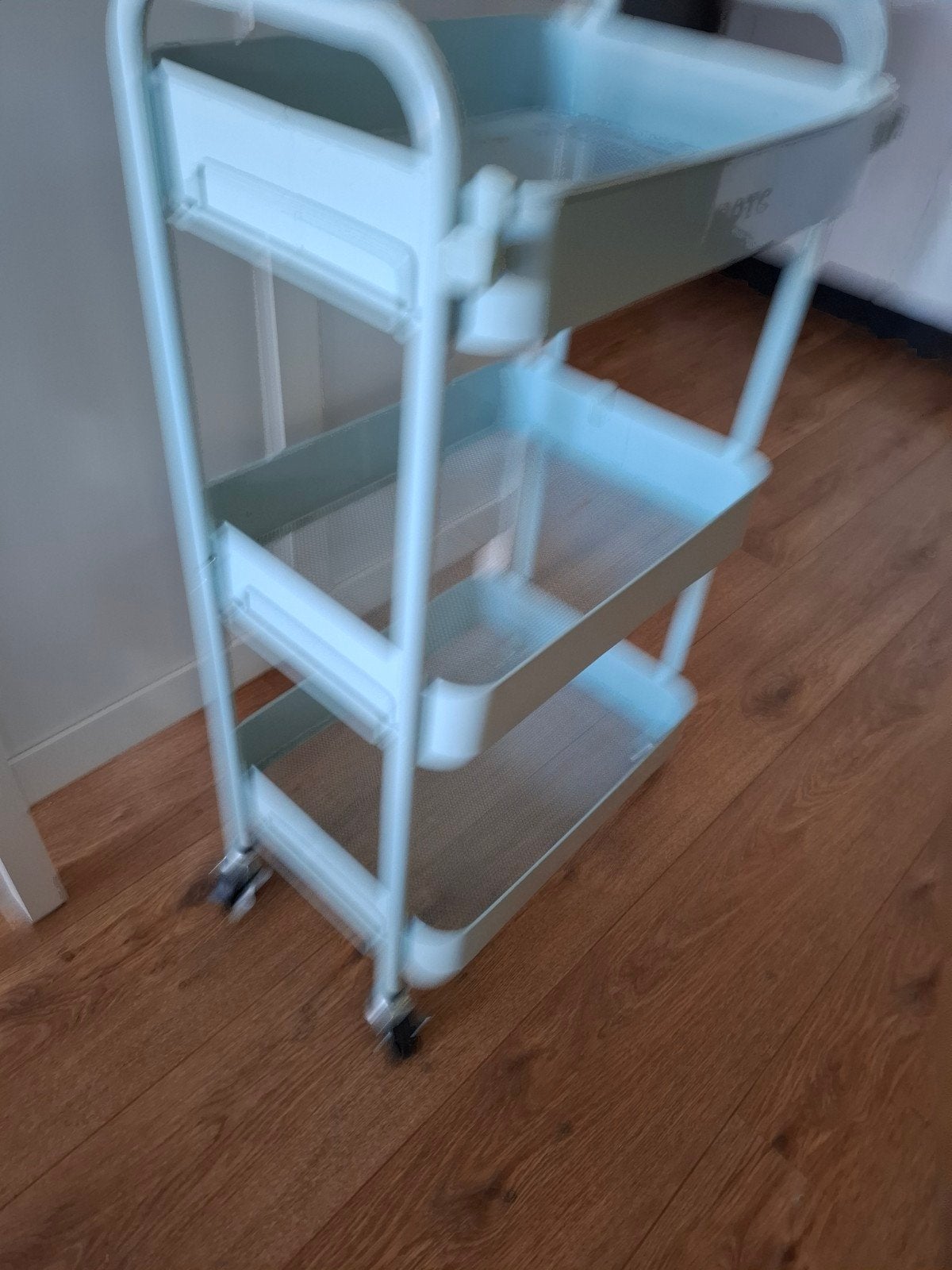 Handige trolley turqoise metaal en wieltjes, Ophalen, Gebruikt, Metaal
