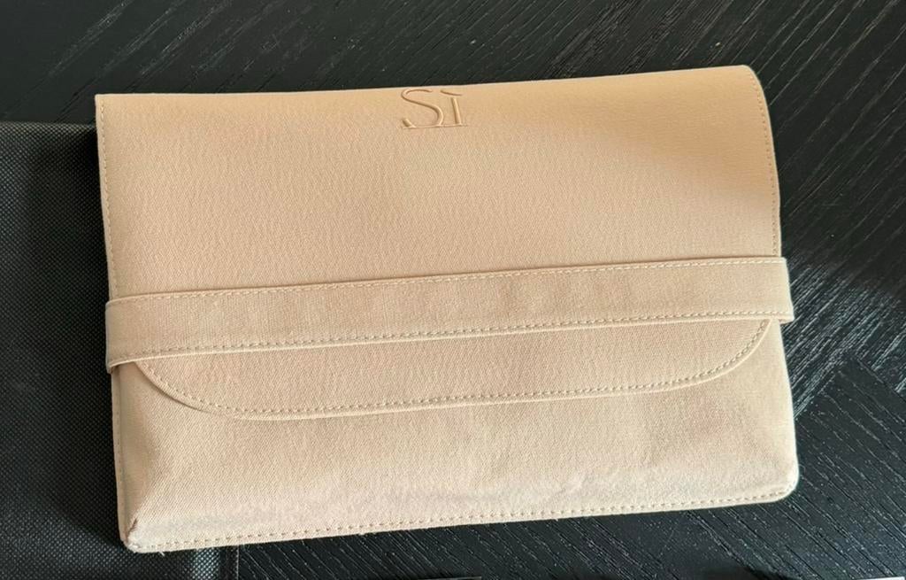 Armani Si Clutch Toilettas zalmroze nieuw Alleen de tas!, Ophalen of Verzenden, Nieuw