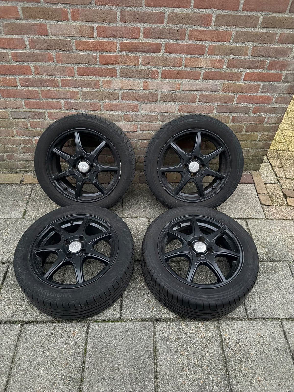 Fiat 500 velgen 4x98 15 inch zwart met banden, Ophalen, Gebruikt, 15 inch, Banden en Velgen