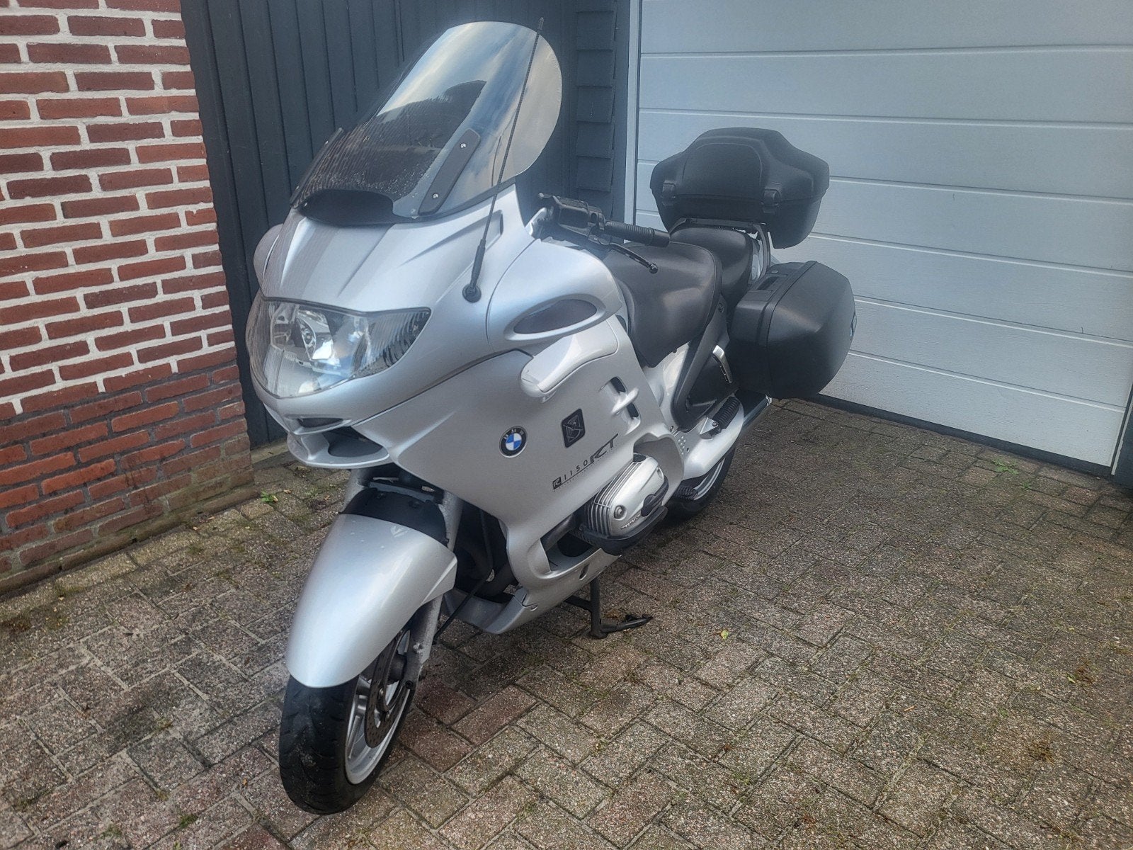 BMW R1150RT Twinspark met 3-delige kofferset, 2 cilinders, Motorrijbewijs A, Gebruikt, 1130 cc