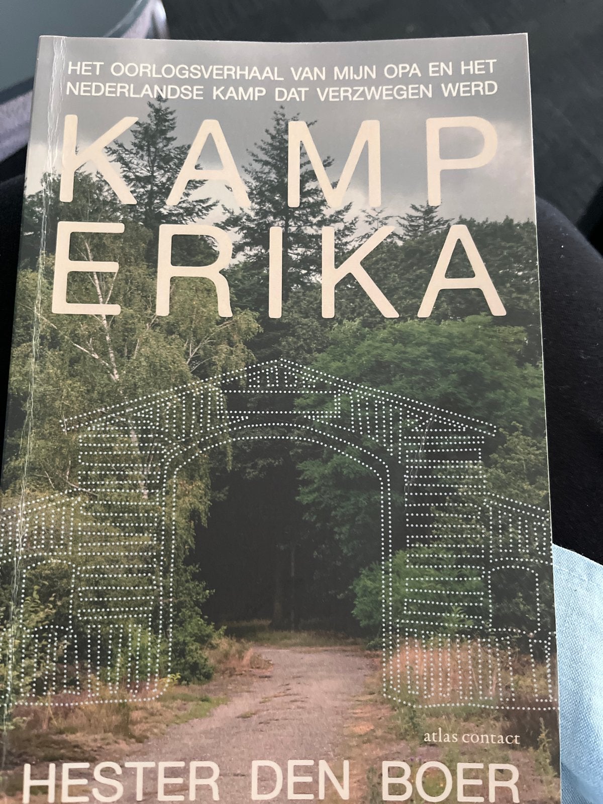 Kamp Erika: Het oorlogsverhaal van mijn opa, Boeken, Ophalen of Verzenden, Tweede Wereldoorlog, Zo goed als nieuw, Algemeen
