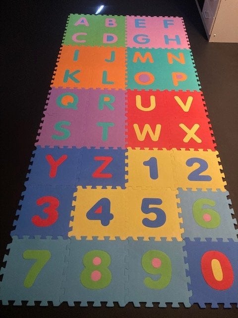 GROTE VLOER/PUZZEL SPEELMAT, Kinderen en Baby's, Ophalen of Verzenden, Zo goed als nieuw