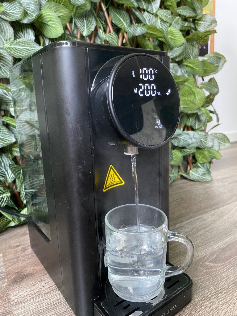 Heetwaterdispenser-Touch display. Instant Water Cooker, 2 liter of meer, Ophalen, Zo goed als nieuw
