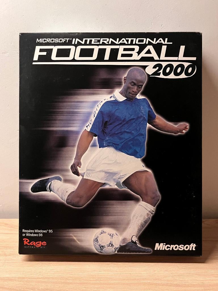 PC Big Box | Microsoft International Soccer 2000, Gebruikt, 1 speler, Ophalen of Verzenden, Vanaf 3 jaar