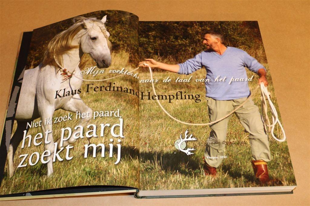 Niet ik zoek het paard, het paard zoekt mij — Hempfling, Ophalen of Verzenden, Zo goed als nieuw, Paarden of Pony's