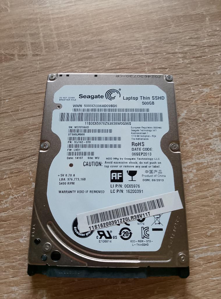 Hitachi 320GB, Intern, Gebruikt, Ophalen of Verzenden, Laptop