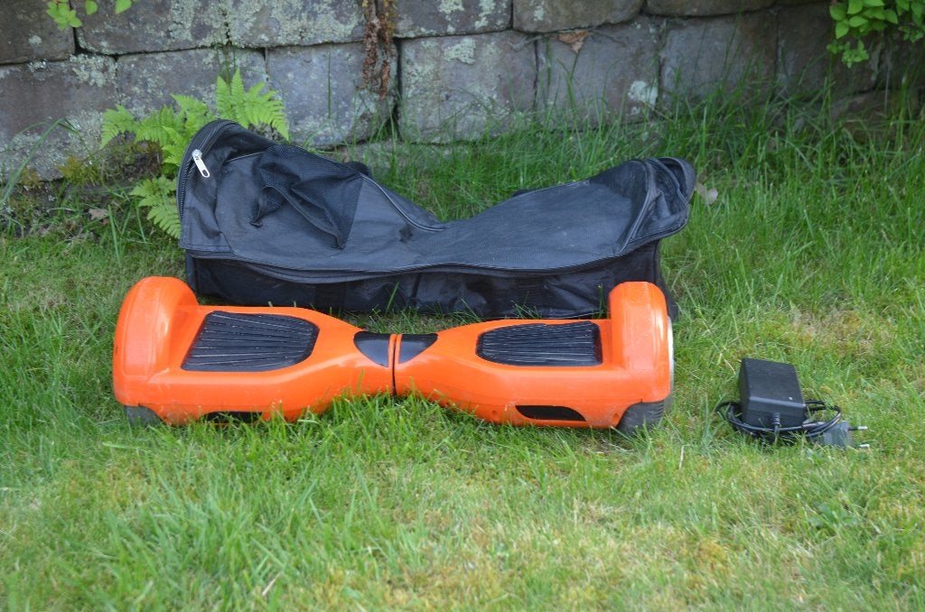 Hoverboard oranje met ingebouwde Bluetooth speaker, Ophalen, Gebruikt