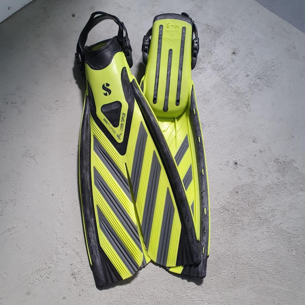 Zwemvliezen en duikschoenen, Watersport en Boten, Duiken, Ophalen, Gebruikt, Zwem- of Duikvliezen