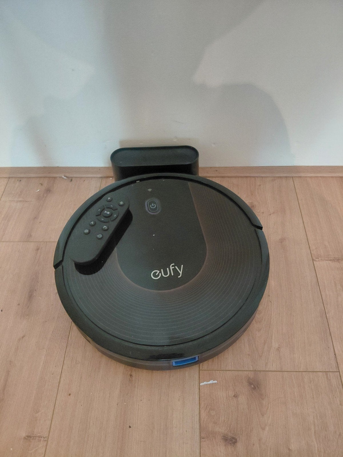 Eufy Robotstofzuiger met oplaadstation en afstandsbediening, Witgoed en Apparatuur, Ophalen, Overige merken, Gebruikt, Robotstofzuiger