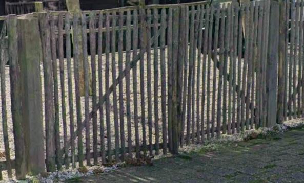 2 Schapenhekken van kastanjehout met eiken palen, Ophalen, Met poort, Gebruikt, Tuinhek