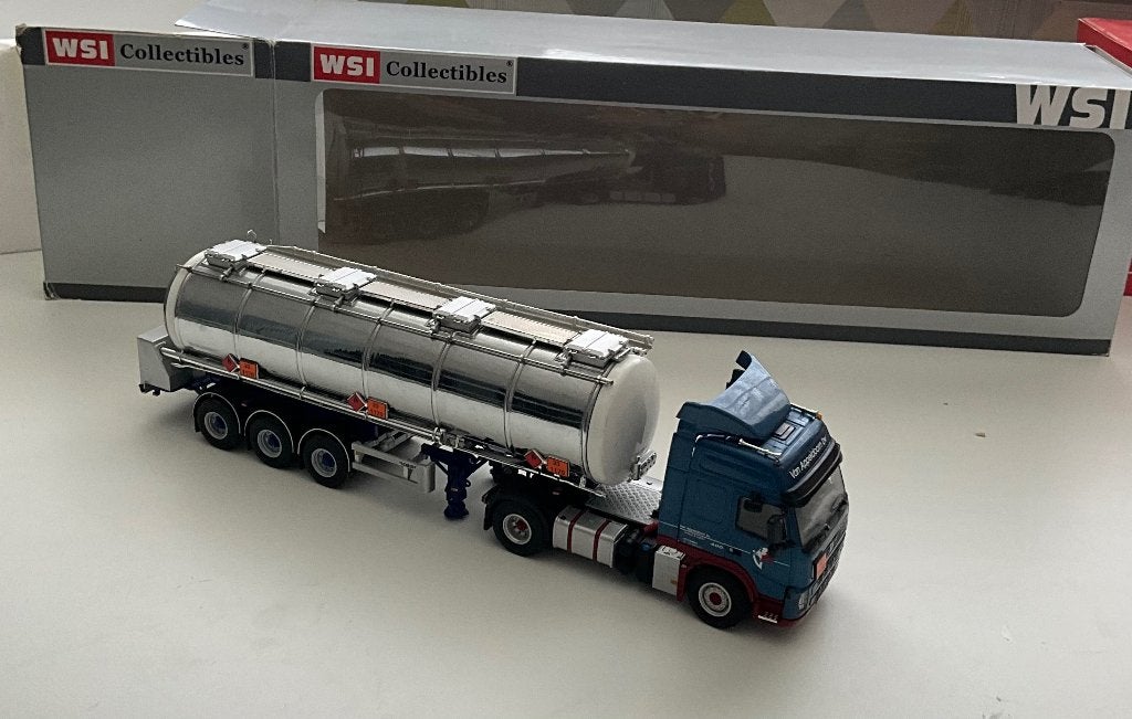 VAN APPELDOORN VOLVO FM GLOBE 4X2, Ophalen of Verzenden, Zo goed als nieuw, Bus of Vrachtwagen, Wsi