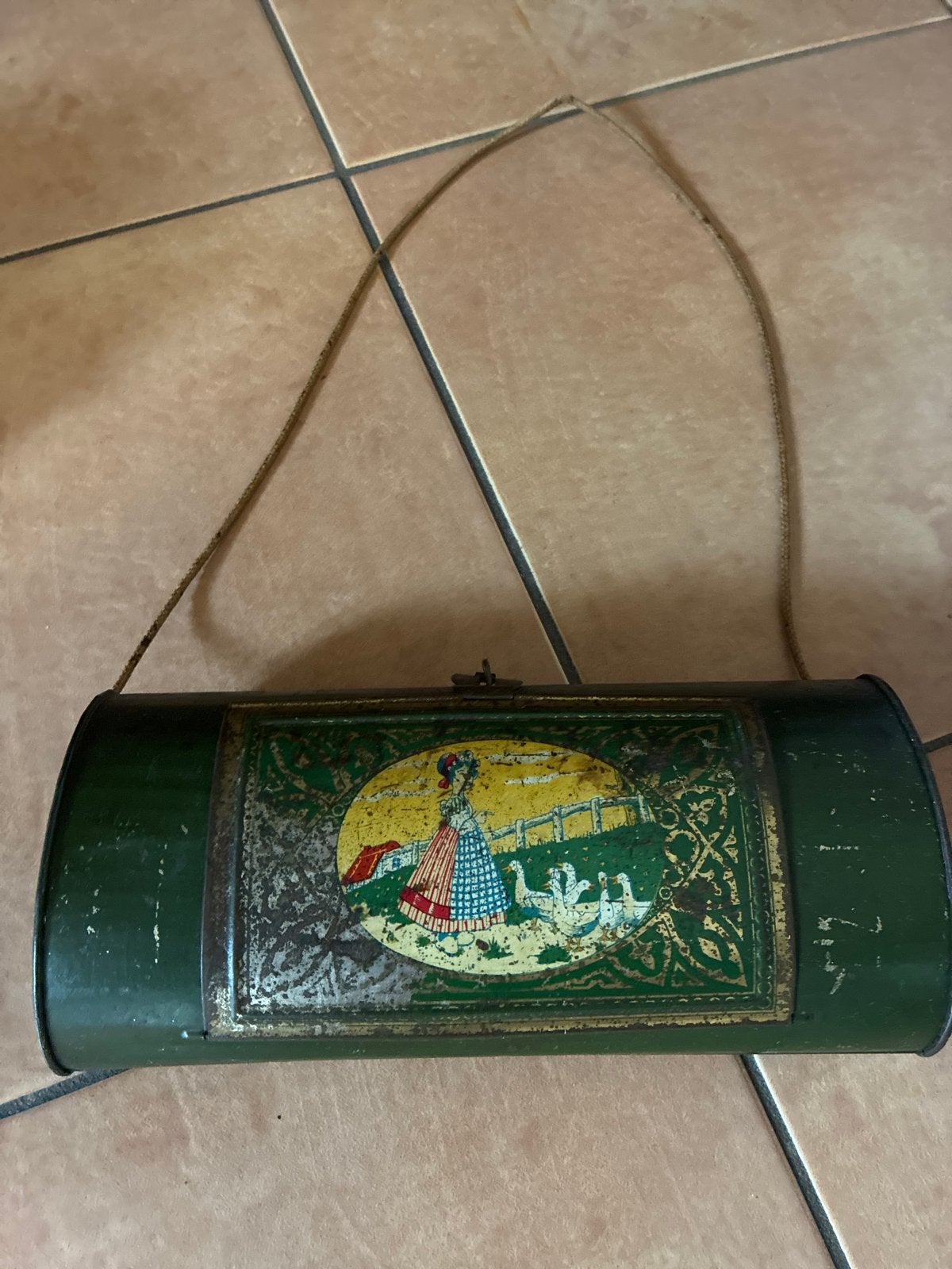 Antieke Botaniseertrommel - Groen met landelijk tafereel, Ophalen of Verzenden