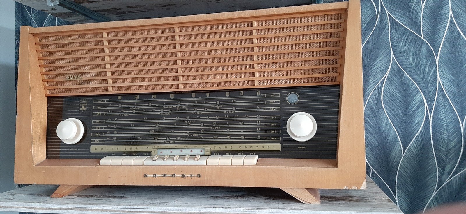 Grundig buizenradio 4095 WE - Tropen ontvanger (niet getest), Ophalen
