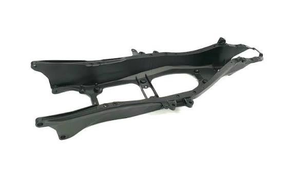Gezocht: Yamaha R6 2017+ RJ27 subframe & Tank, Ophalen, Gebruikt