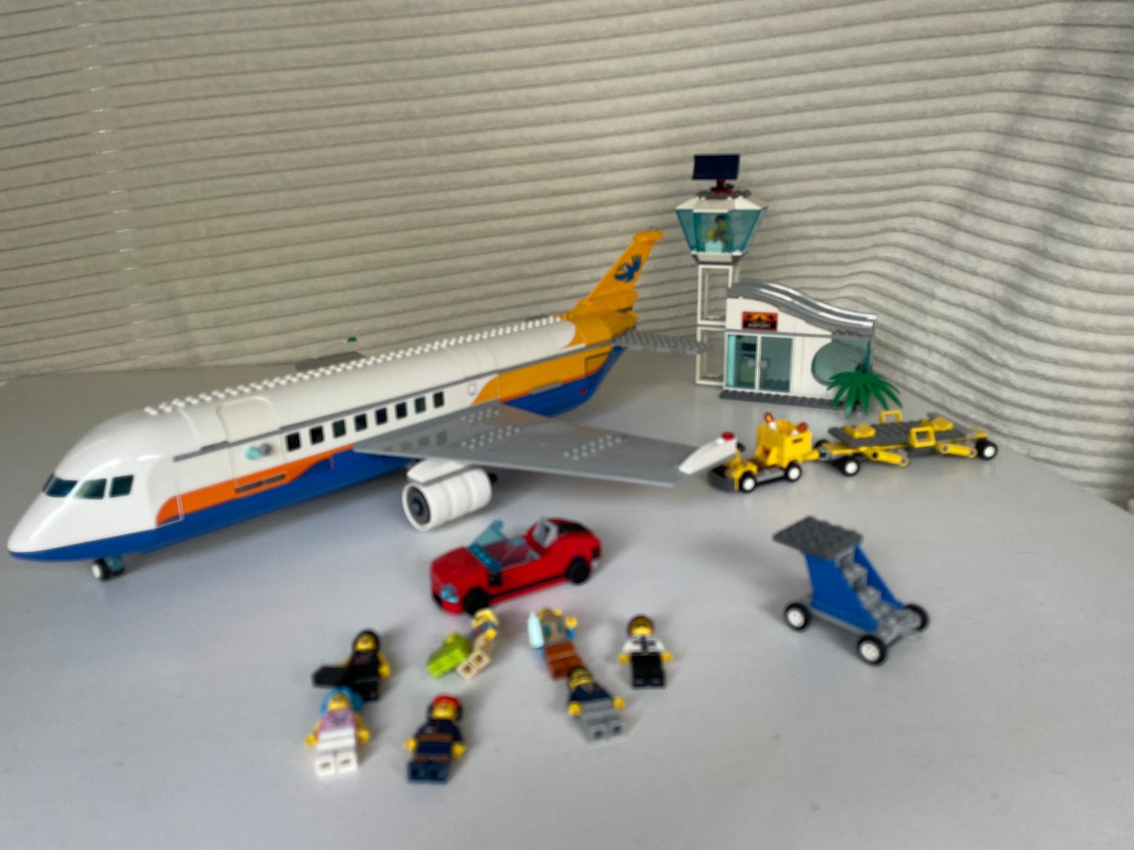 LEGO City Passagiersvliegtuig set 60262, Ophalen, City, Lego, Inclusief minifiguren