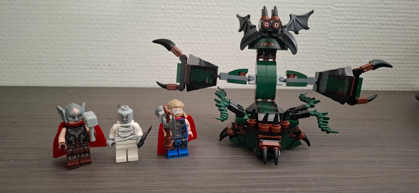Lego marvel aanval op nieuw Asgard 76207, Gebruikt, Marvel, Lego, Ophalen of Verzenden