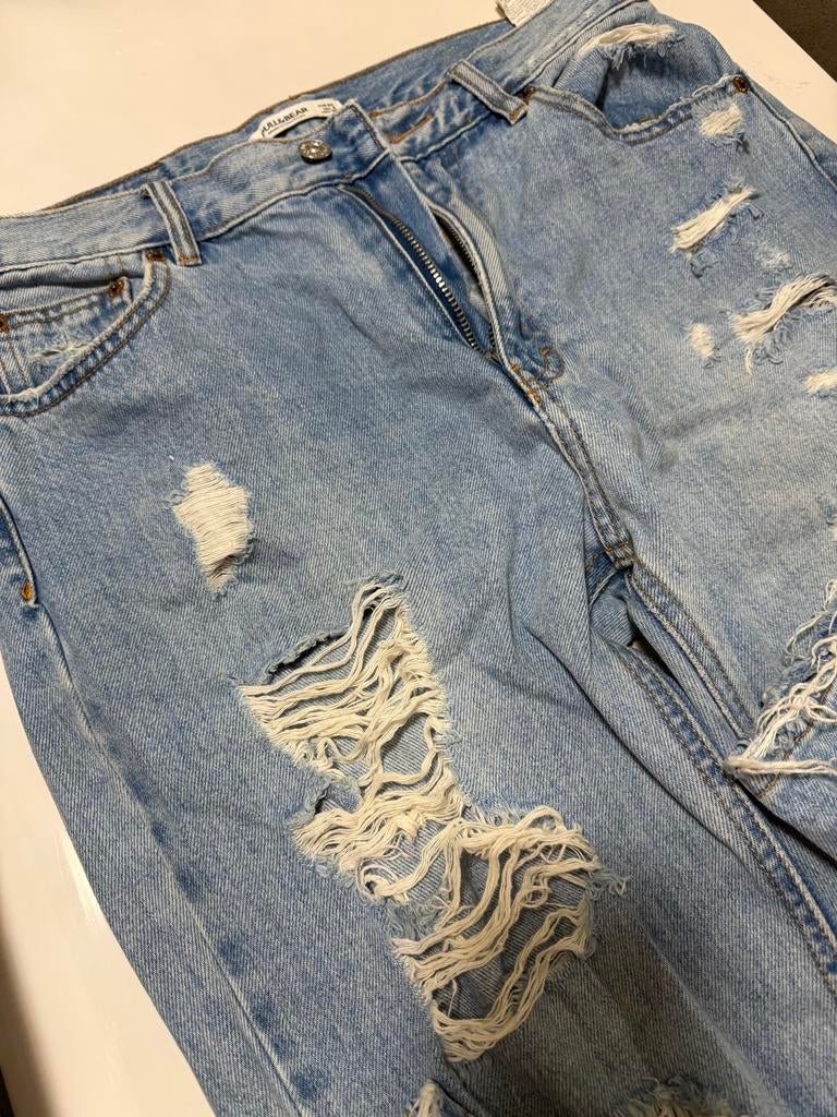 Pull&Bear ripped jeans, Ophalen of Verzenden, Gedragen, Blauw, Overige jeansmaten
