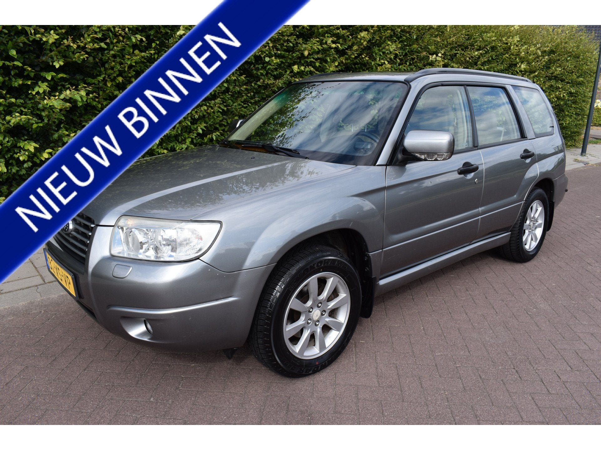 Subaru Forester 2.0 X Luxury Pack LEER, PANO MOOIE AUTO!, Auto's, Subaru, 1994 cc, Gebruikt, Beige, 4 cilinders