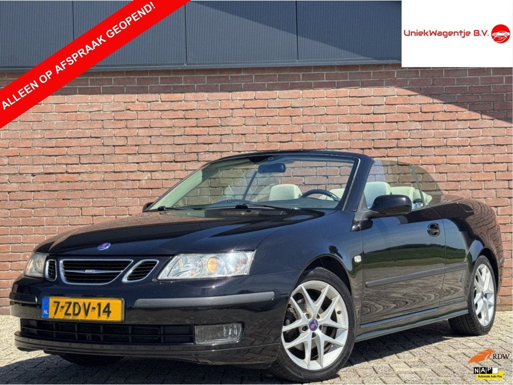 Saab 9-3 Cabrio 1.8T LINEAR | LEDER! | NAVI! | TREKHAAK!, Auto's, Saab, Voorwielaandrijving, 1998 cc, Gebruikt, Beige
