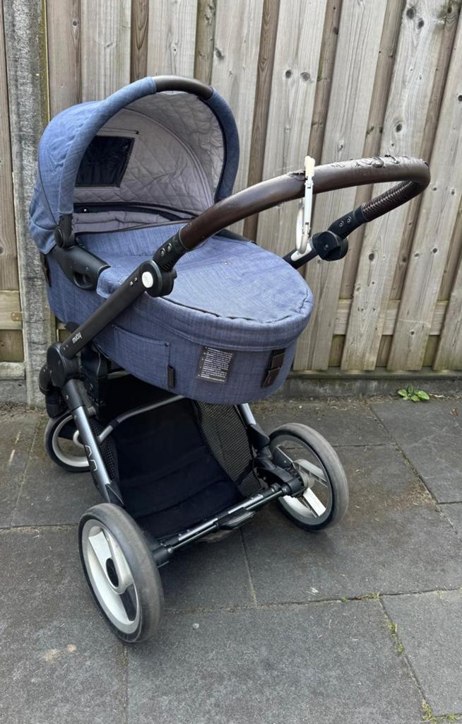 Complete Mutsy kinderwagen met Maxi-Cosi en accessoires, Ophalen, Gebruikt, Combiwagen, Mutsy