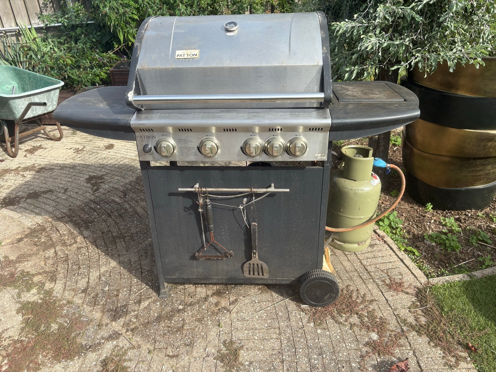Patton gasbarbecue met 4 branders en zijbrander, Ophalen, Gebruikt