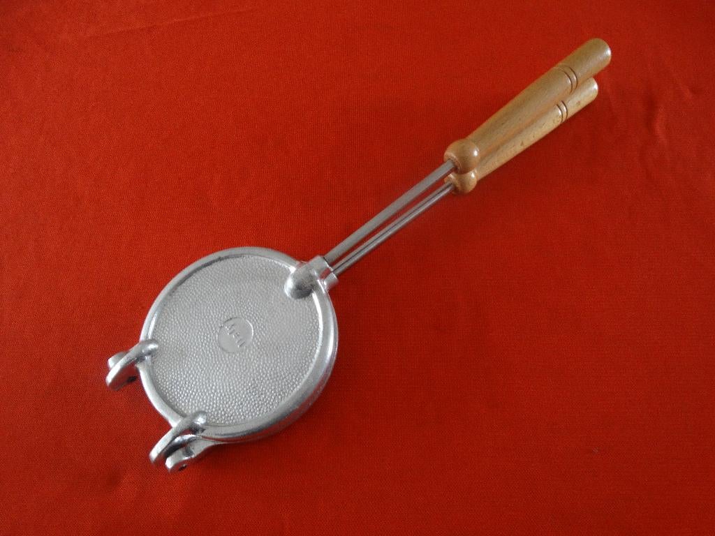 Wafelijzer rond aluminium flensdiam. 13 cm, Ophalen of Verzenden, Nieuw