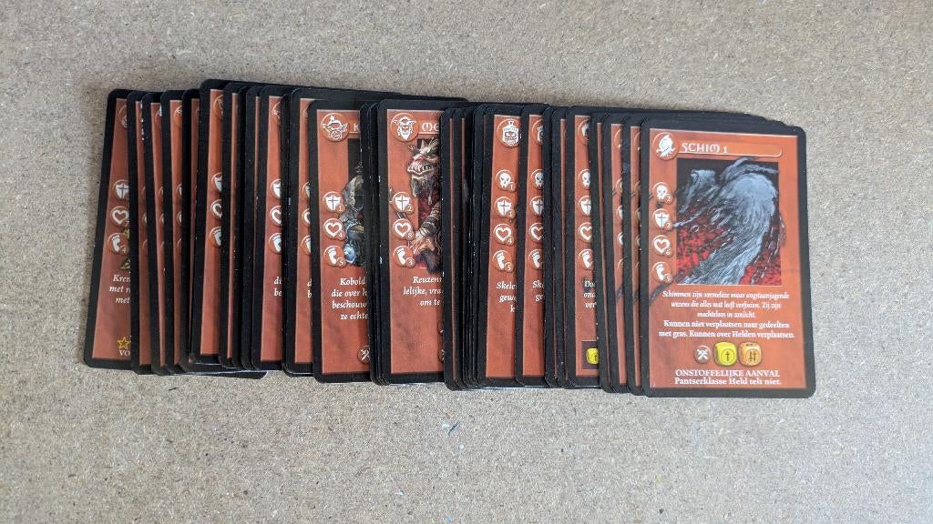 Dungeons & Dragons Fantasy in een spannend bordspel Cards, Ophalen of Verzenden