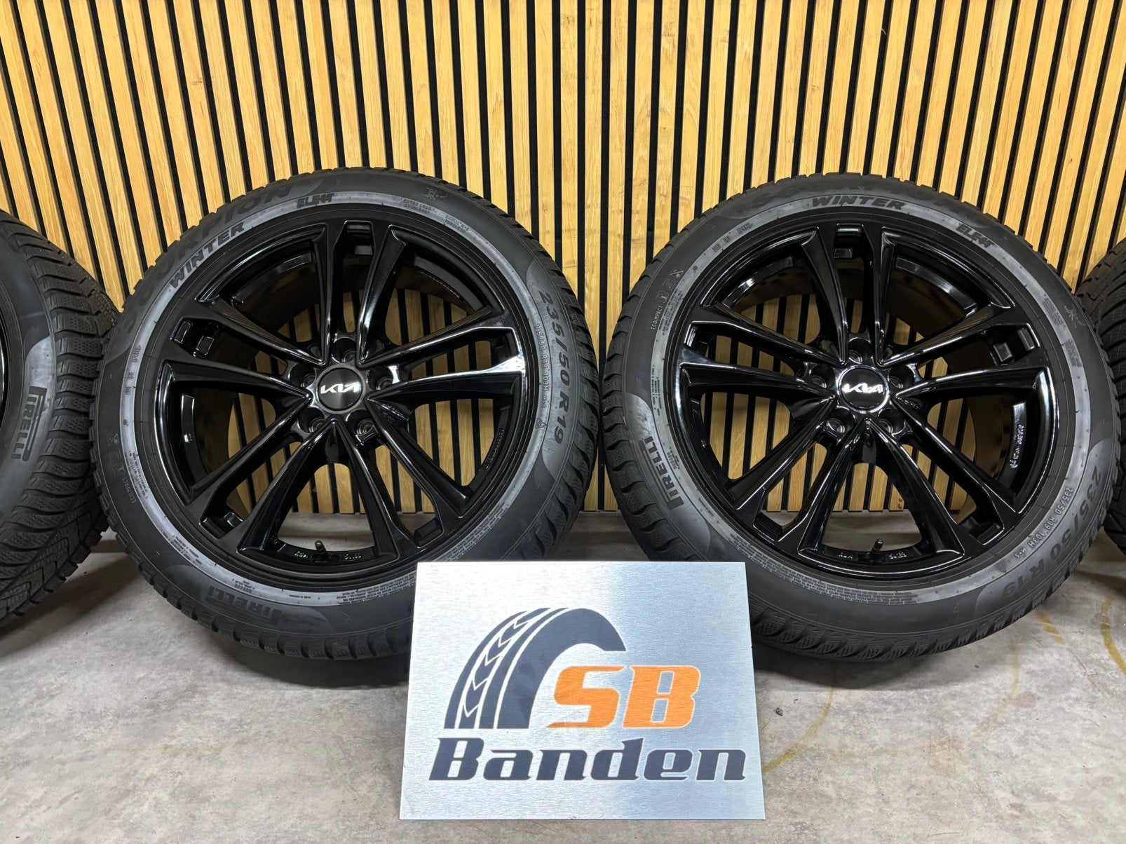 Kia Sportage 2022-2026 19 inch velgen + Winterbanden, 19 inch, Gebruikt, Banden en Velgen, Sportage