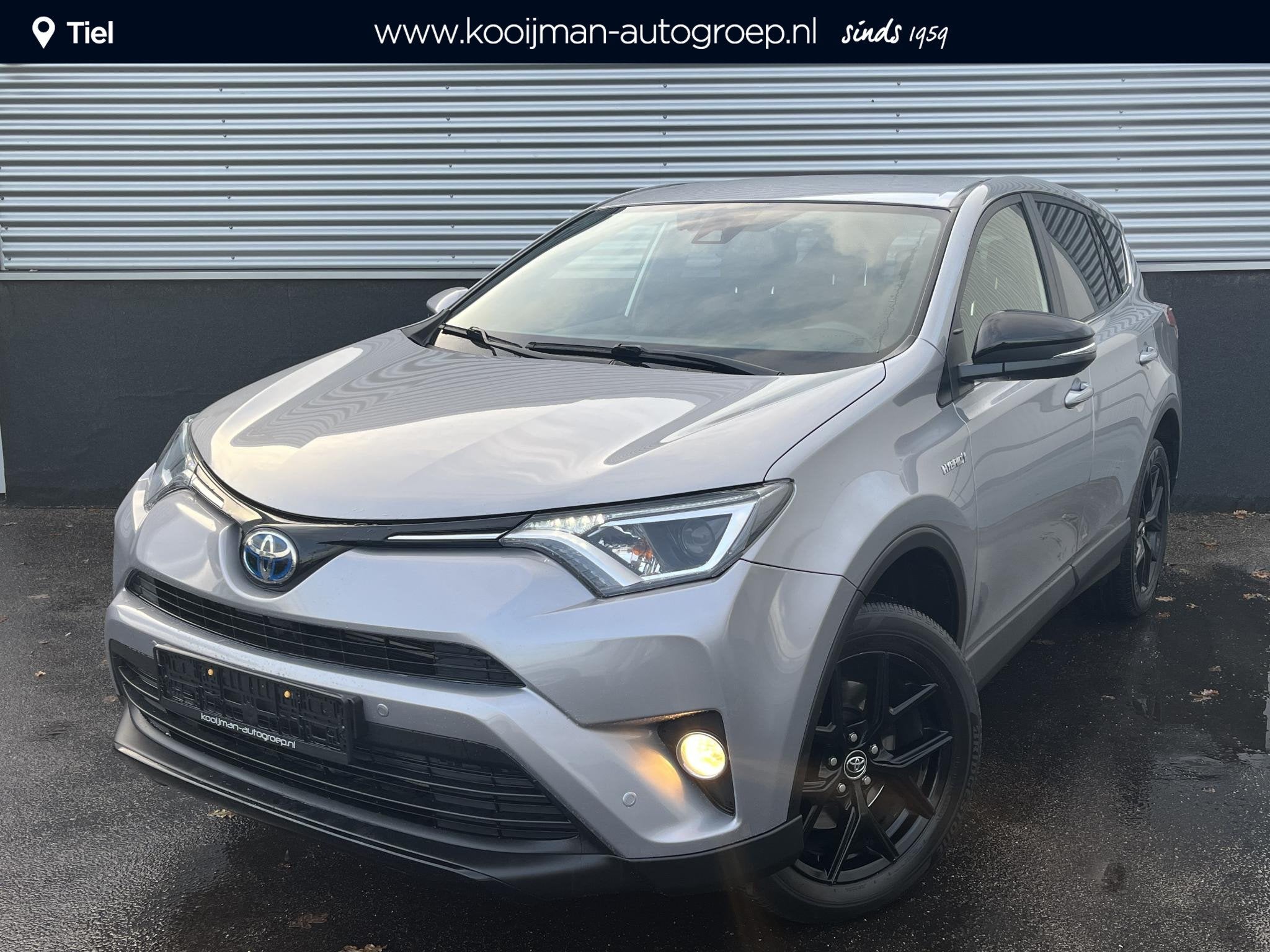 Toyota RAV4 2.5 Hybrid AWD Black edition 18" LMV, Privacy gl