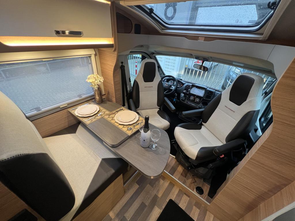 Weinsberg CaraCompact 600 9-TR AUTOMAAT ENKELE BEDDEN FIAT 8, Automaat, Winterisolatie, Ringverwarming, Fiat