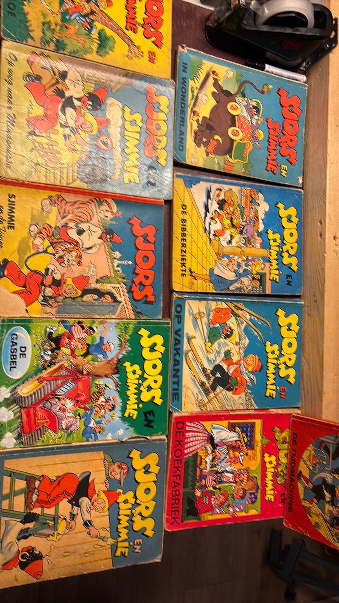 10 oude stripboeken sjors en sjimmie, Meerdere stripboeken, Ophalen of Verzenden, Gelezen
