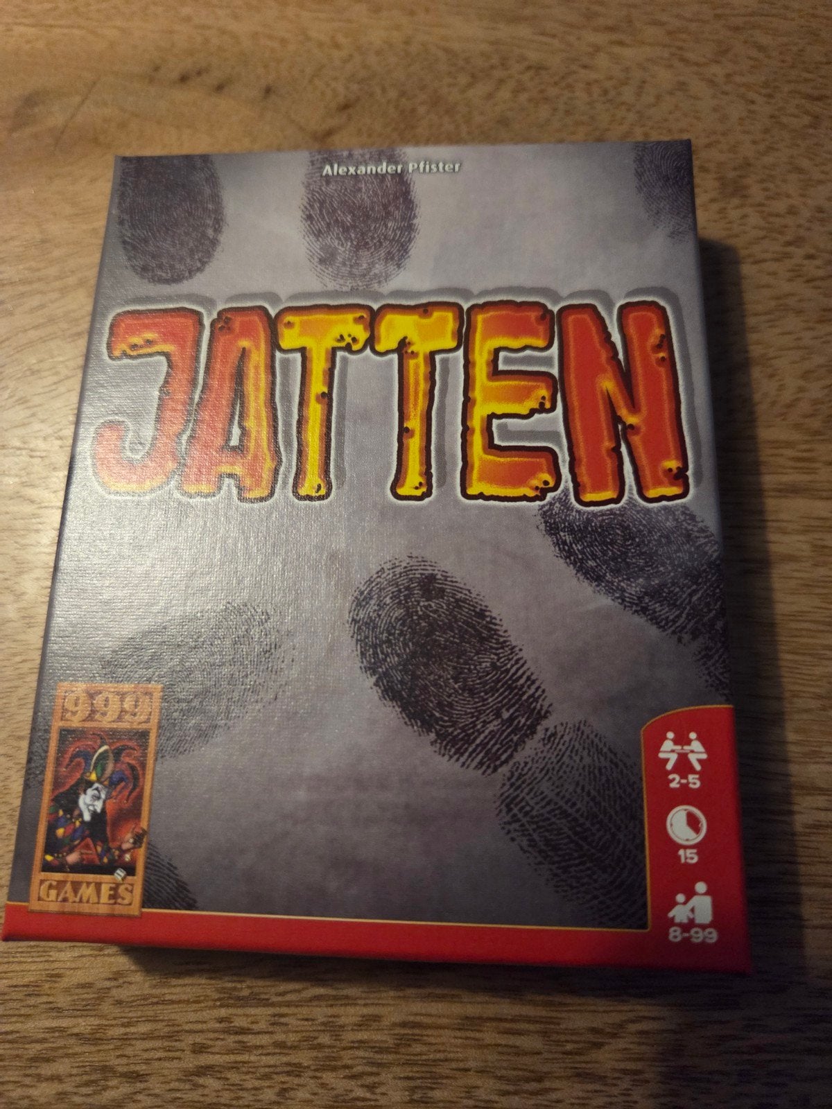 Jatten Kaartspel - Snel en Tactisch Kaartspel voor 2-5 Spele, Vijf spelers of meer, Ophalen, Zo goed als nieuw, 999 Games