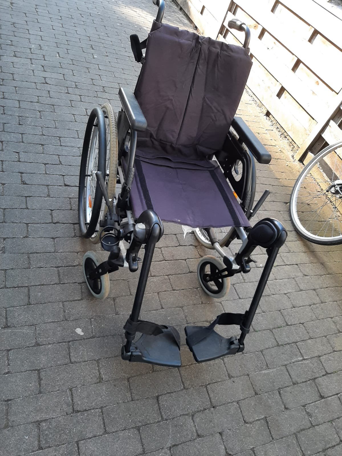 Rolstoel, Diversen, Ophalen, Zo goed als nieuw, Duwrolstoel