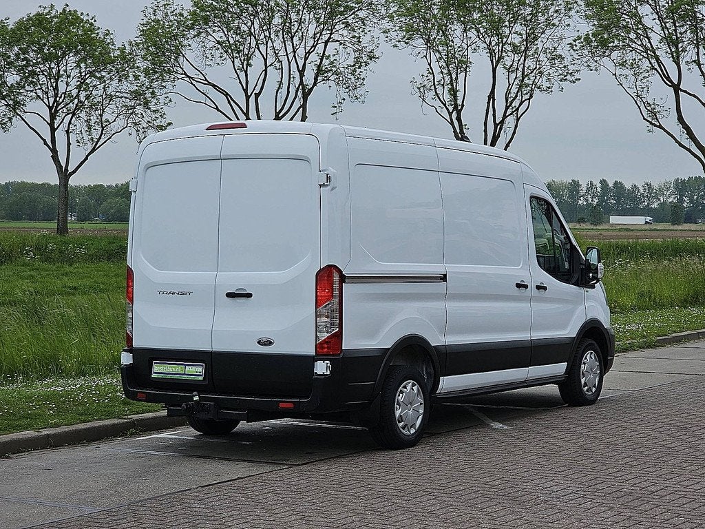 FORD TRANSIT 2.0 l2h2 euro6 trekhaak!, 2095 kg, Gebruikt, Euro 6, Wit