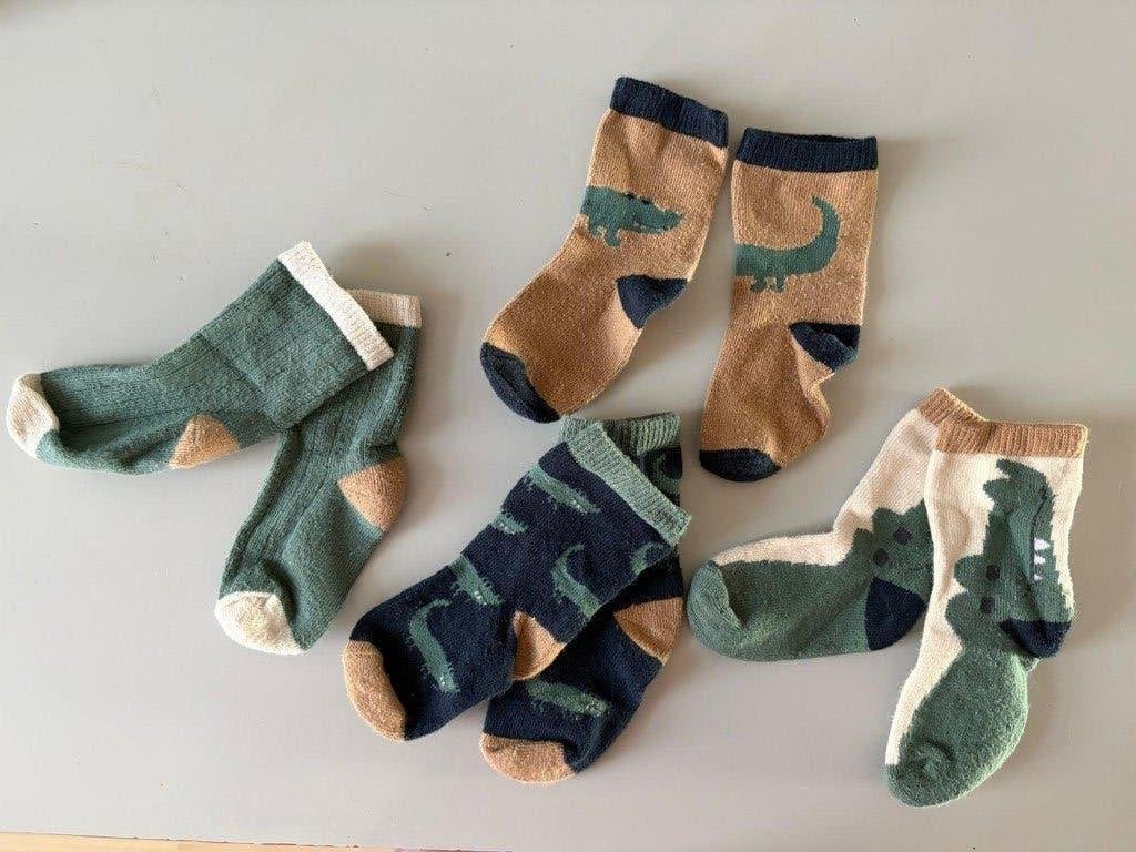 9 paar babysokken maat 16/18 – H&M + TH – incl. 2 warme paar, Jongetje of Meisje, H&M, Ophalen of Verzenden, Zo goed als nieuw