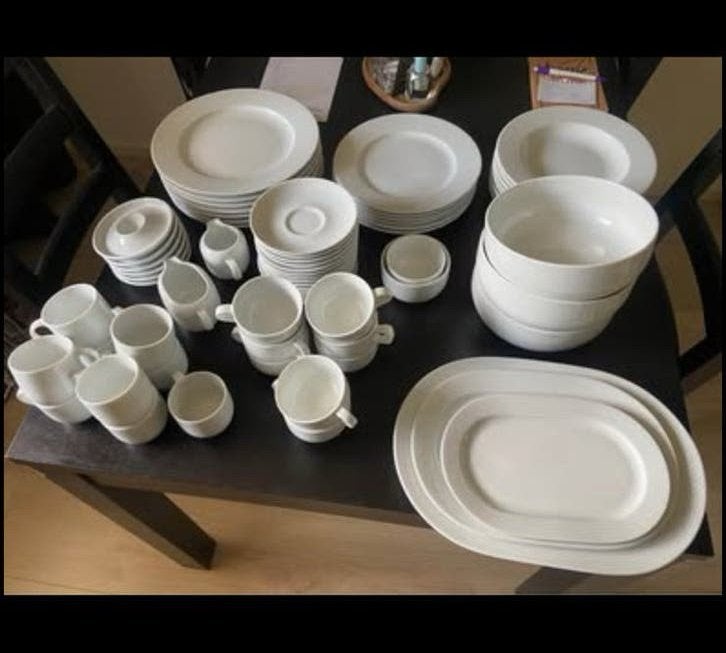 Vrijwel compleet servies Royal Mosa, Ophalen