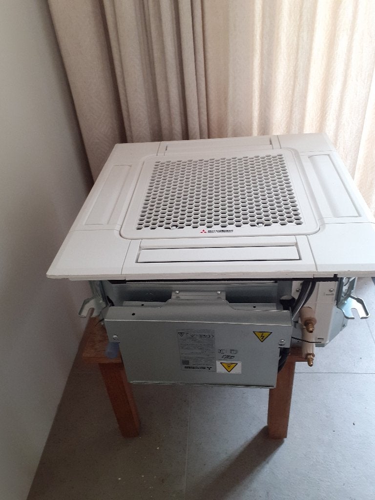 Mitsubishi systeemplafond airco/verwarming + condensaatpomp, Ophalen, Koelen en Ontvochtigen, Energieklasse A of zuiniger, Plafondventilator