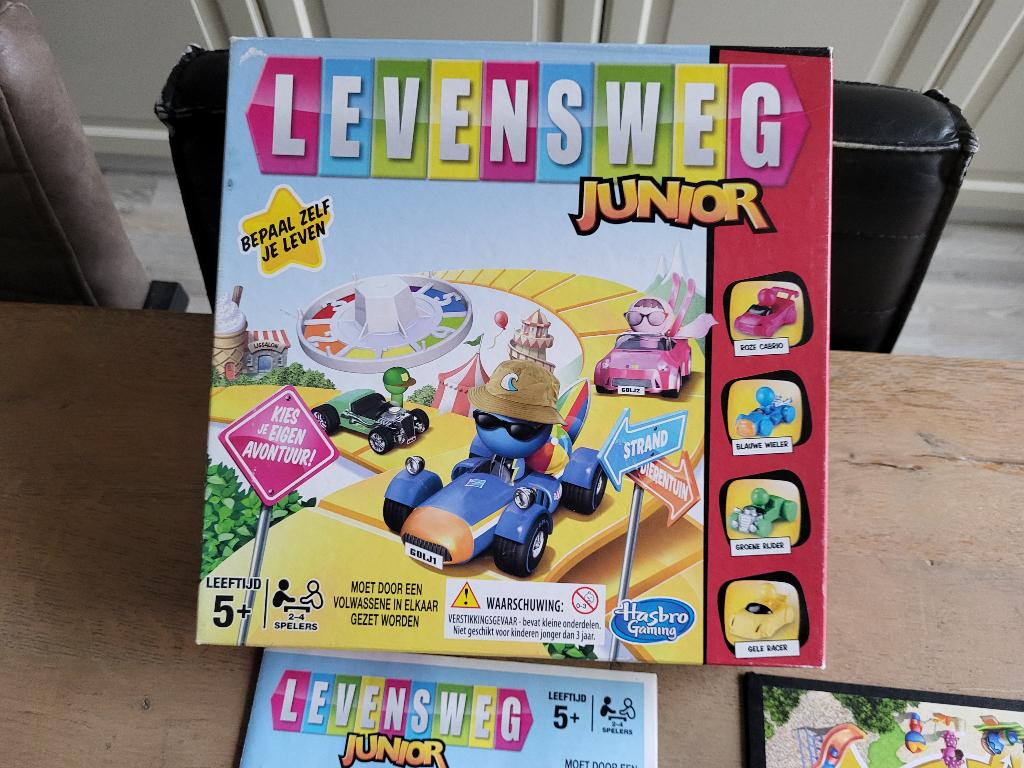 Levensweg Junior Bordspel - Compleet en Zo Goed als Nieuw, Een of twee spelers, Ophalen of Verzenden, Gebruikt, Hasbro Gaming