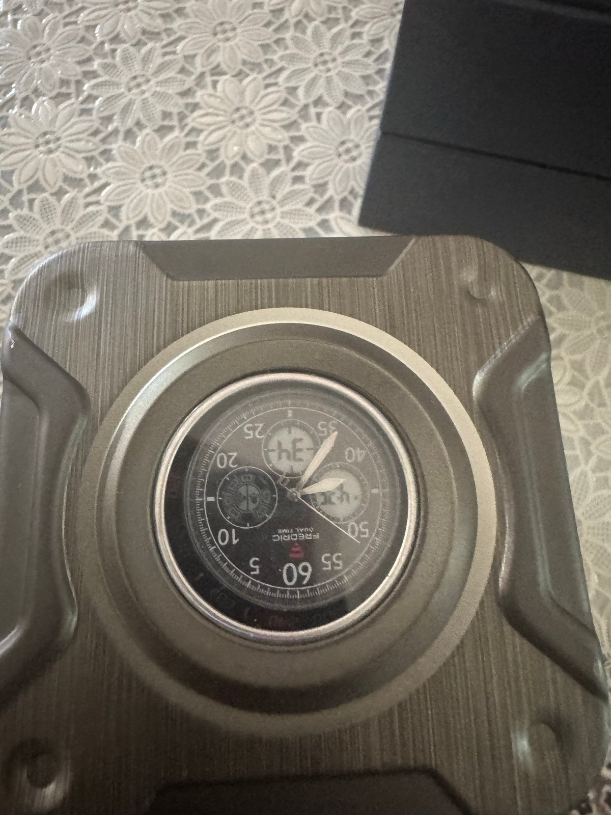Frederic Dual Time Herenhorloge - Zo goed als nieuw, Overige merken, Staal, Polshorloge, Kunststof