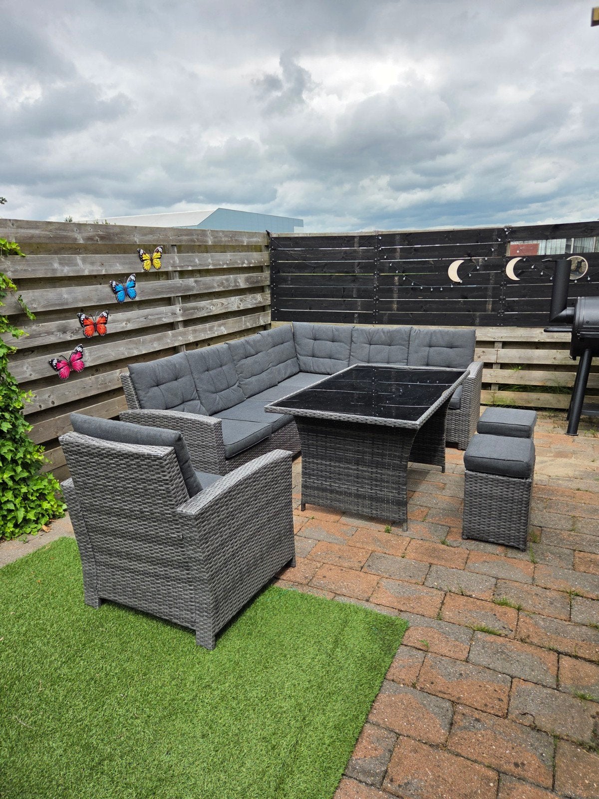 Luxe Grijze Wicker Loungeset / Dining Tuinset (Hoekbank, Sto, Ophalen, Gebruikt