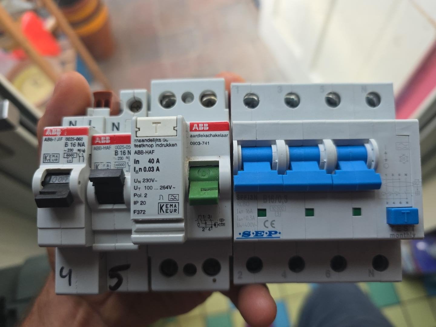 ABB Aardlekschakelaar en Installatieautomaten, Ophalen of Verzenden, Gebruikt, ABB, Aardlekschakelaar